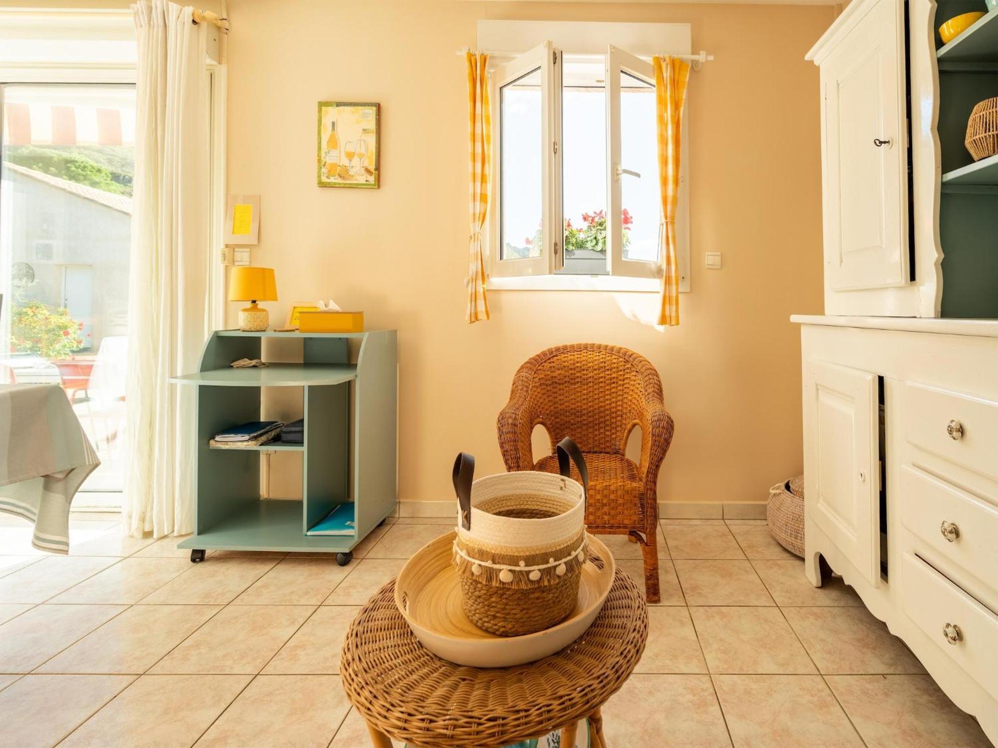 Вилла House In The South Of France With Private Pool Roquebrun Экстерьер фото